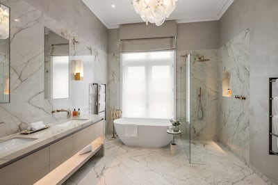 The 'marble-ous' bathroom. Photo: Alex Winship & The Family Office / UKSIR