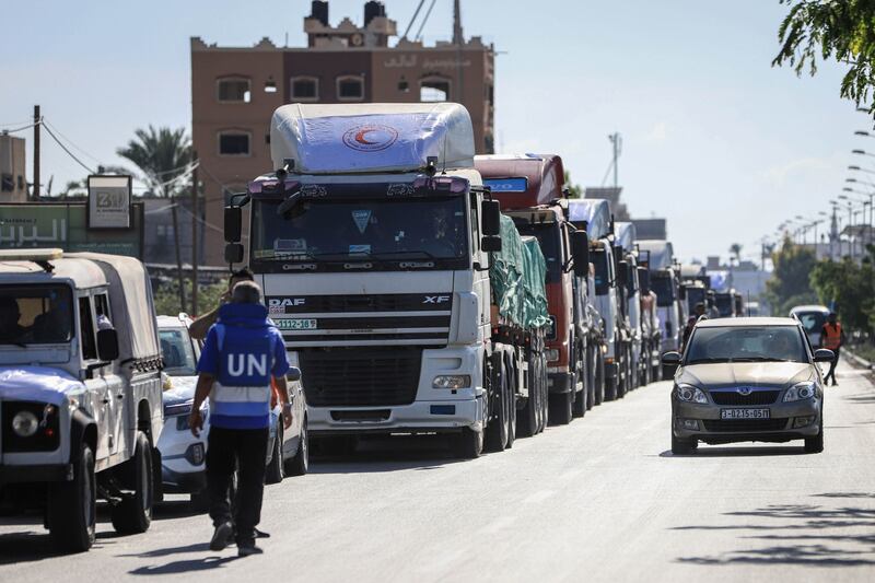Lorries carrying humanitarian aid head to Deir Al Balah after crossing from Egypt through Rafah. Bloomberg