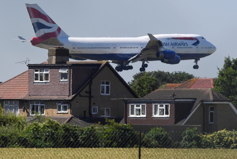 A British Airways Boeing 747 comes in to land at Heathrow aiport in London, Britain, June 25, 2018. REUTERS/Toby Melville      TPX IMAGES OF THE DAY