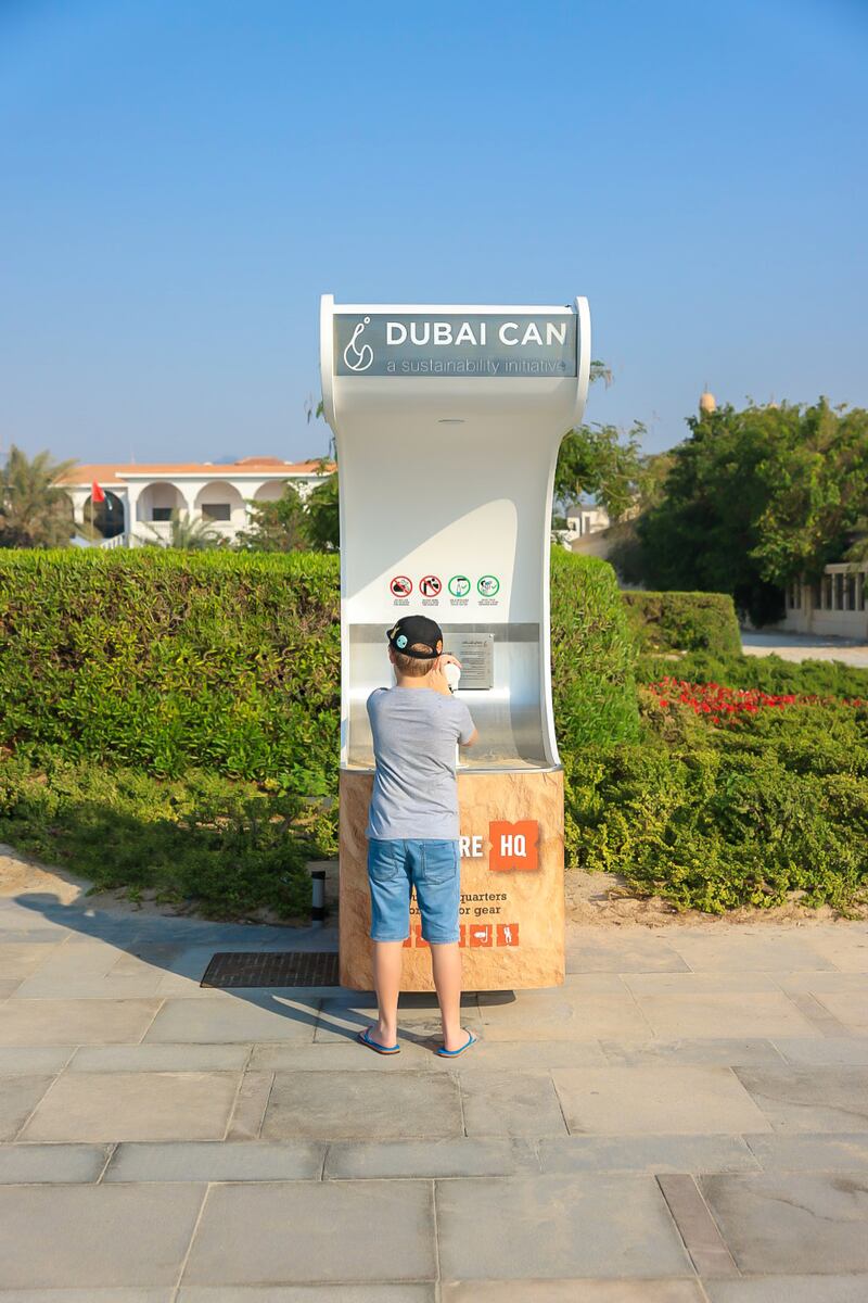 Dubai Can fountains are in Kite Beach, Dubai Marina, JLT, Downtown Dubai, Dubai Harbour, Madinat Jumeirah, Dubai Festival City and Khawaneej.  