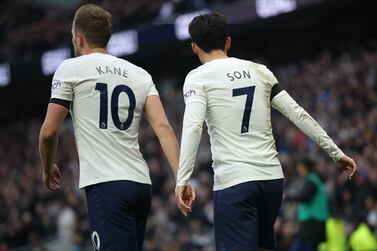 LONDON, ENGLAND - MARCH 20: Harry Kane and Son Heung-Min of Tottenham Hotspur during the Premier League match between Tottenham Hotspur and West Ham United at Tottenham Hotspur Stadium on March 20, 2022 in London, England. (Photo by Eddie Keogh / Getty Images)