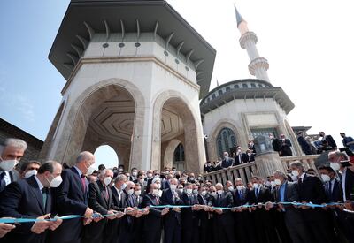 Turkish President Tayyip Erdogan and officials attend the inauguration of Taksim Mosque in central Istanbul, Turkey May 28, 2021. Murat Cetinmuhurdar/Presidential Press Office/Handout via REUTERS ATTENTION EDITORS - THIS PICTURE WAS PROVIDED BY A THIRD PARTY. NO RESALES. NO ARCHIVE.