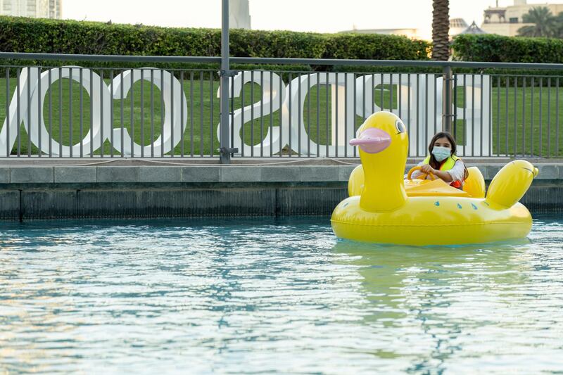 A duck-shaped boat. Courtesy The Dubai Fountain
