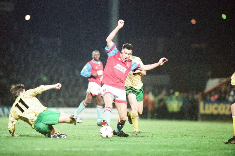 Norwich 1-0 Aston Villa, League match at Carrow Road, Wednesday 24th March 1993. Paul McGrath. (Photo by Paul Vokes/Mirrorpix/Getty Images)