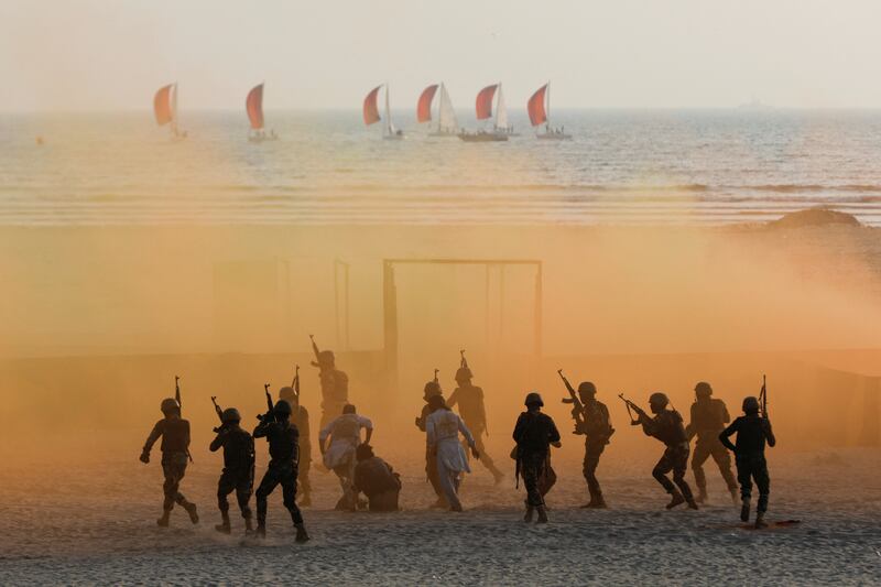 Pakistan Navy special forces during a counter-terrorism demonstration at the exhibition. Reuters