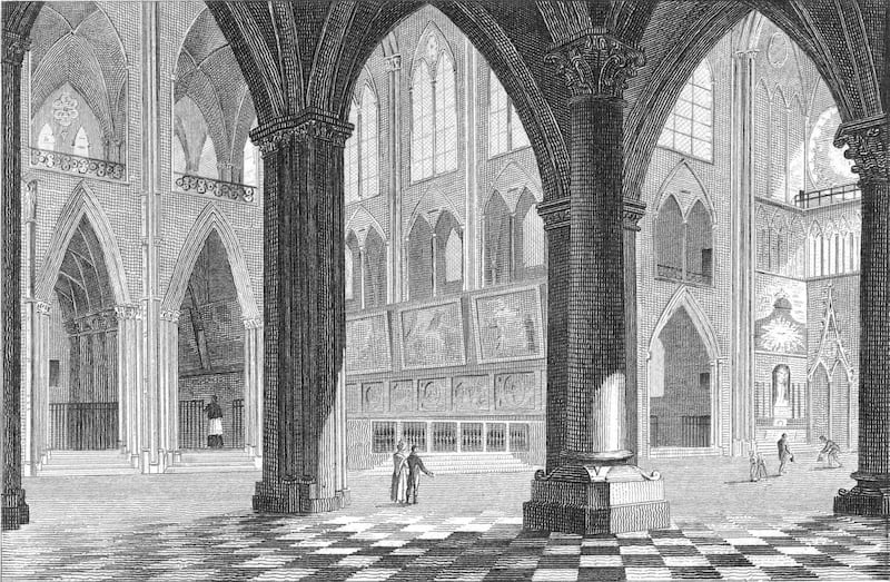circa 1800:  The interior of the Notre Dame cathedral in Paris.  (Photo by Hulton Archive/Getty Images)