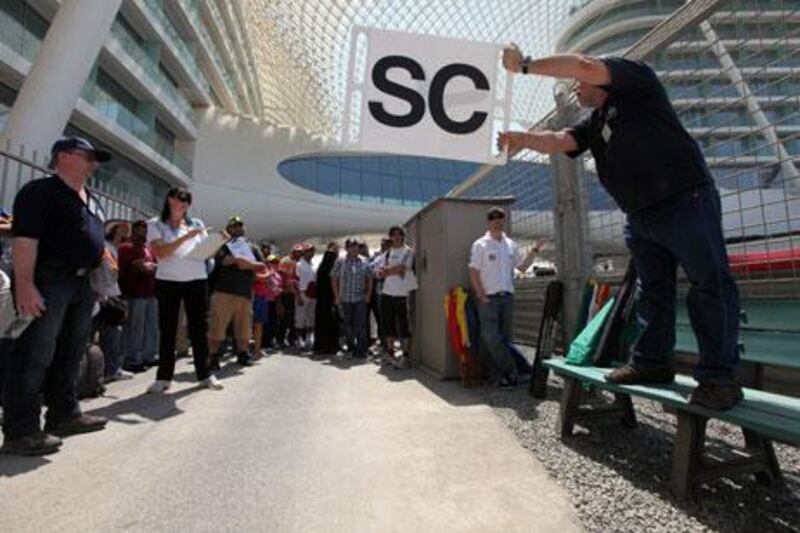 Marshals are being trained ahead of the F1 Abu Dhabi Grand Prix.