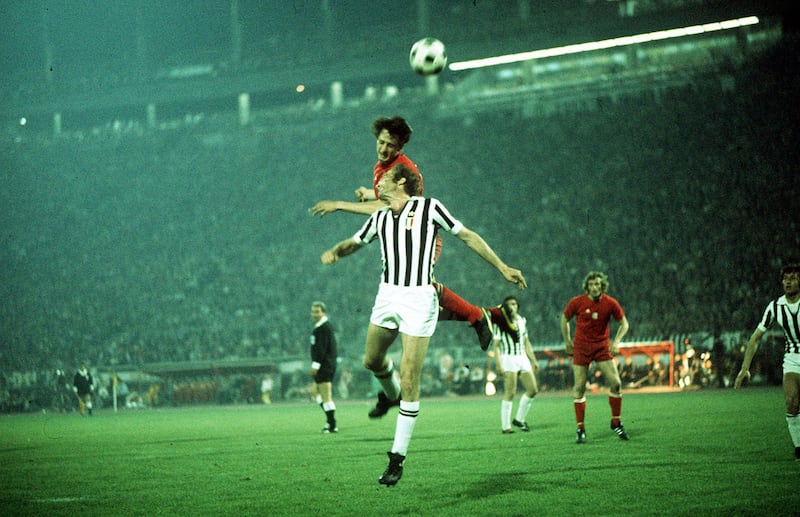 Mandatory Credit: Photo by Colorsport/REX/Shutterstock (3039724a)JOHAN CRUYFF (AJAX) MORINI (JUVENTUS) AJAX V JUVENTUS EUROPEAN CUP FINAL 1973 Yugoslavia BelgradeSport