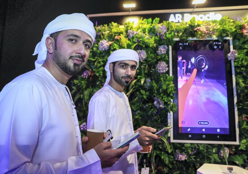 Dubai, United Arab Emirates, August 27, 2019.  Samsung Galaxy Note 10 Launch. --  Visitors check out the Galaxy 10 + phone. Victor Besa/The National
Section:  BZ
Reporter:  Alkesh Sharma