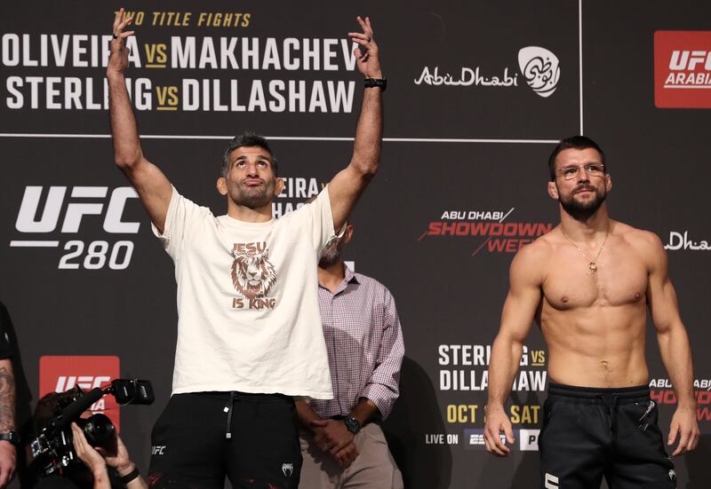 Beneil Dariush, left, and Mateusz Gamrot face off before their fight at UFC 280.