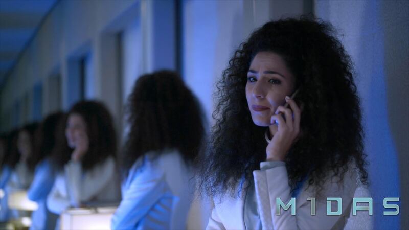 M1das stars Dana Dajani – who won Tropfest Arabia’s best actress award in 2011 for her role in At First Sight – and Sara AlKhatib as the titular android. Razan Takash