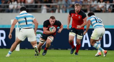 CHOFU, JAPAN - OCTOBER 05:  Sam Underhill of England charges upfield during the Rugby World Cup 2019 Group C game between England and Argentina at Tokyo Stadium on October 05, 2019 in Chofu, Tokyo, Japan. (Photo by David Rogers/Getty Images)