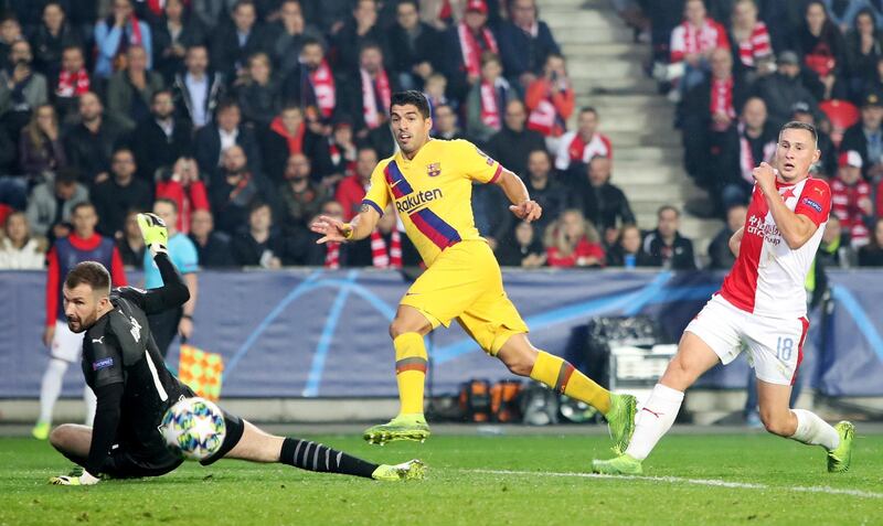 Luis Suarez misses a chance to score in Prague. EPA