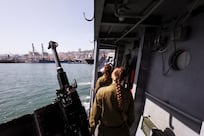Spain vows to turn away ships carrying weapons to Israel