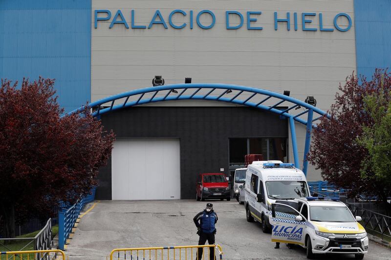 epa08317526 View of Palacio de Hielo ice skating center and shopping mall in Madrid, Spain, 24 March 2020. The facilities will be used as a morgue for coronavirus fatalities amid coronavirus outbreak as morticians' are operating on the edge of their capacities. Spain faces the tenth day of national lockdown, in an effort to slow down the spread of the pandemic COVID-19 disease caused by the SARS-CoV-2 coronavirus.  EPA/CHEMA MOYA