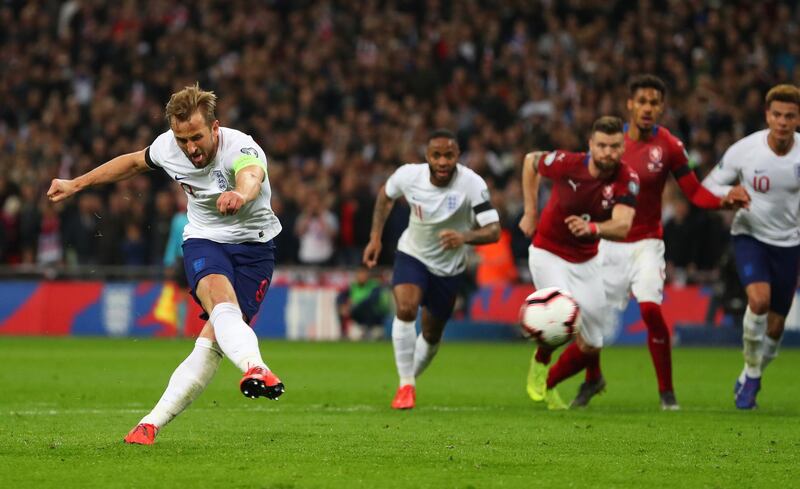 LONDON, ENGLAND - MARCH 22:  Harry Kane of England scores his team's second goal from a penalty during the 2020 UEFA European Championships Group A qualifying match between England and Czech Republic at Wembley Stadium on March 22, 2019 in London, United Kingdom. (Photo by Catherine Ivill/Getty Images)