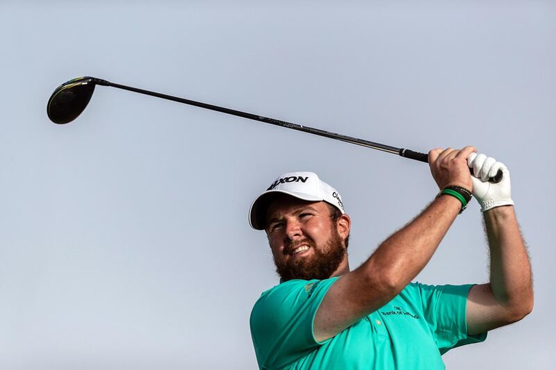 epa07297328 Shane Lowry of Ireland tees off onthe 16th hole during the first round of the Abu Dhabi HSBC Golf Championship in Abu Dhabi, United Arab Emirates, 18 January 2019.  EPA/NEVILLE HOPWOOD