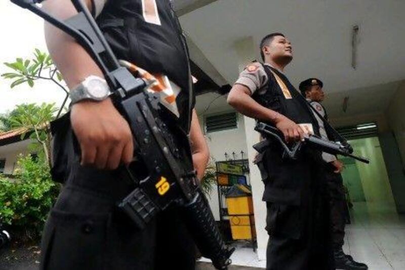 Indonesian anti-terror police killed five suspects in two raids late yesterday on the resort island of Bali.