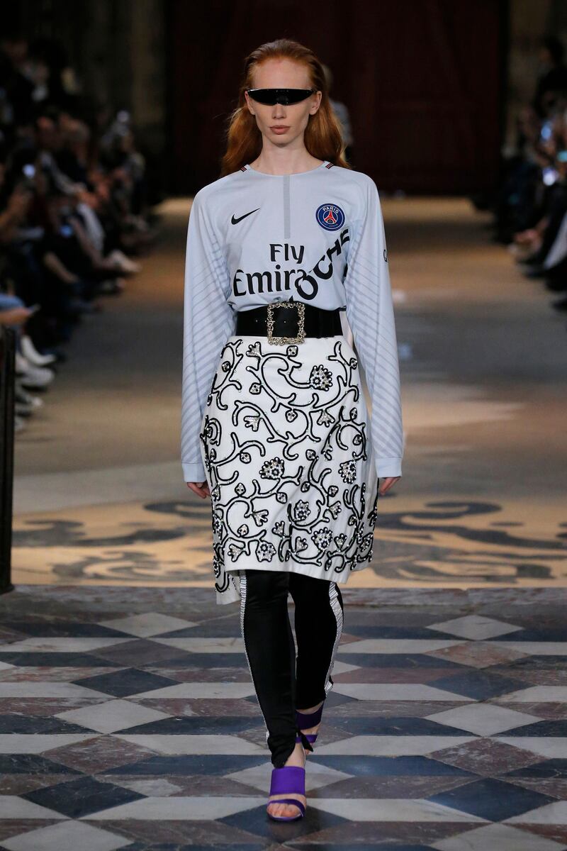 A model walks the runway during the Koche show as part of the Paris Fashion Week Womenswear Spring/Summer 2018 on September 26, 2017 in Paris, France.