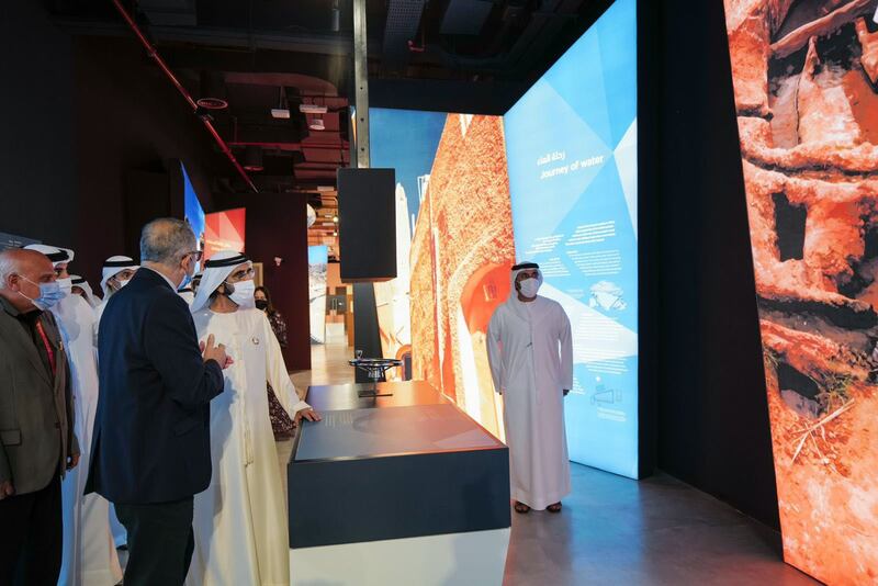 Sheikh Mohammed at Algeria's pavilion.