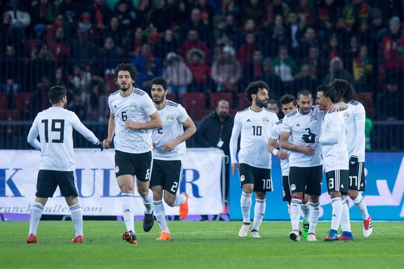 epa06625134 Egypt's Mohammed Salah (C) and the team celebrate after scoring the 1:0 during the soccer friendly game Portugal against Egypt in the Letzigrund stadium in Zurich, Switzerland, 23 March 2018.  EPA/MELANIE DUCHENE