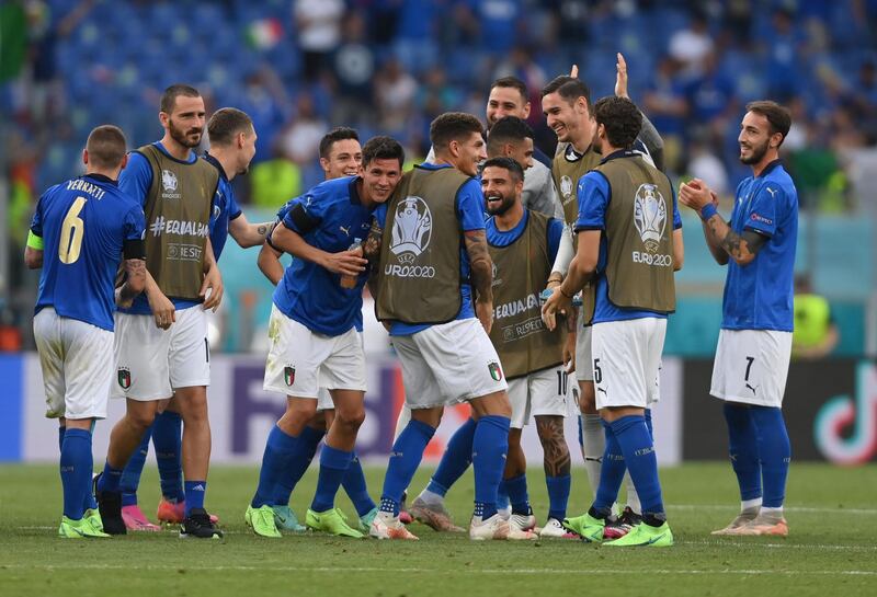 Soccer Football - Euro 2020 - Group A - Italy v Wales - Stadio Olimpico, Rome, Italy - June 20, 2021  Italy's Matteo Pessina celebrates after the match with teammates Pool via REUTERS/Mike Hewitt
