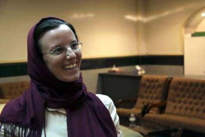 US woman Sarah Shourd at the Mehrabad airport in Tehran, Iran, before her departure, 14 September 2010.  Iran on 14 September freed Sarah Shourd, one of three American hikers jailed for almost 15 months, after a 500,000-dollar bail was posted, the news network Press TV reported. Swiss diplomats accompanied Shourd to the Mehrabad airport, where she left on a charter flight to Oman, where her mother was waiting with US officials.  EPA/PRESS TV