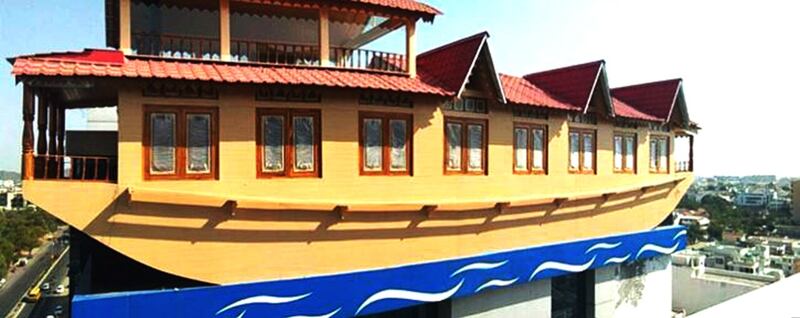 Zarpar resembles the wooden houseboats that pepper Dal Lake in Kashmir’s capital city Srinagar. Photo: Zarpar