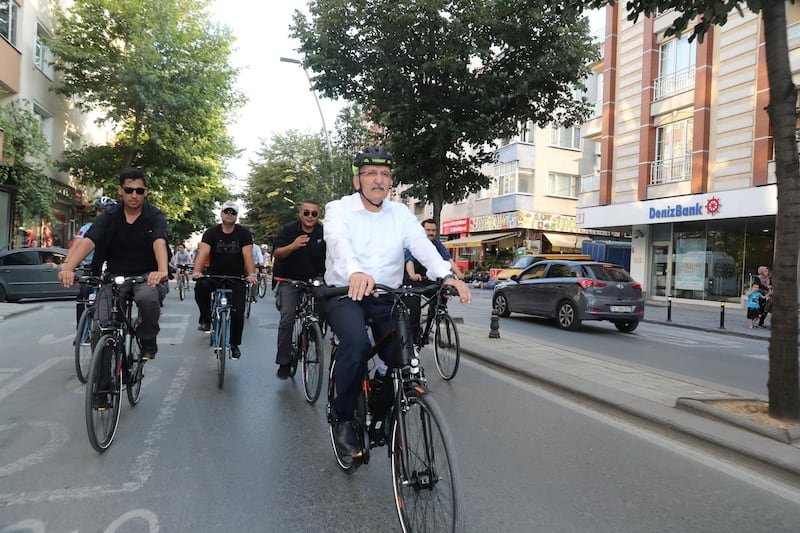 Istanbul’s traffic-choked streets and impatient drivers once led a newspaper to dub cycling in the city a past-time fit “only for the brave”.