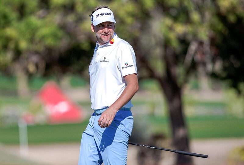 Abu Dhabi, United Arab Emirates, January 17, 2020.  2020 Abu Dhabi HSBC Championship.  Round 2.
Ian Poulter putts on the 1st hole.
Victor Besa / The National
Section:  SP
Reporter:  Paul Radley and John McAuley