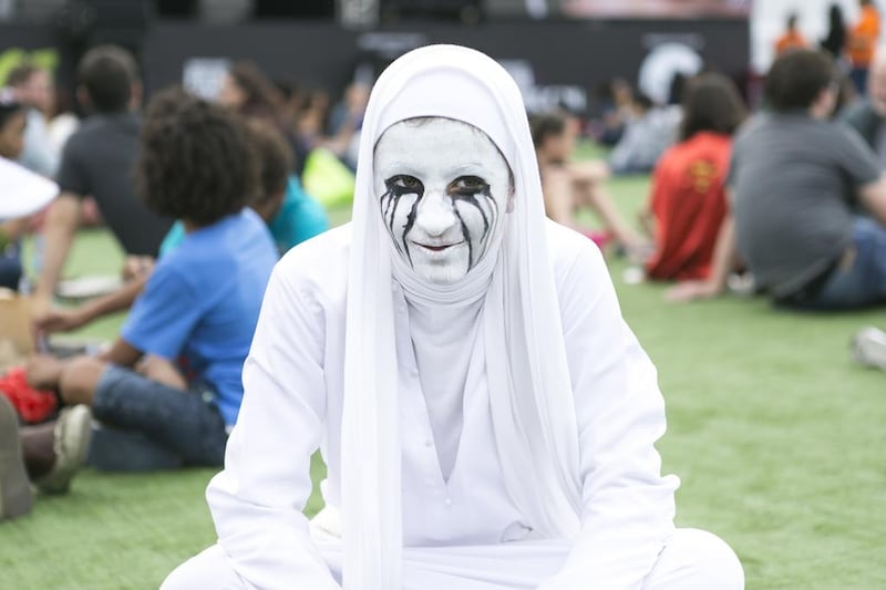Hania dressed as the white nun from American Horror Story.