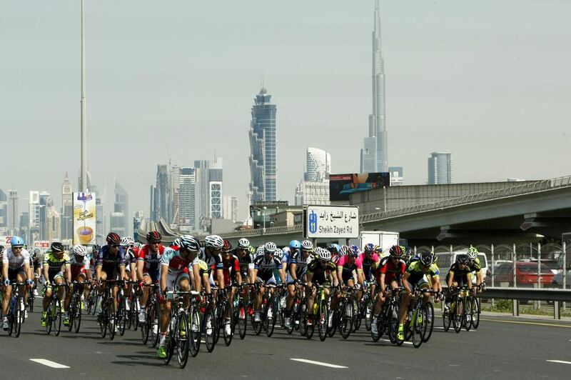 A view of the peloton during the inaugural 2014 Dubai Tour in February of last year. The 2015 Dubai Tour begins on Wednesday February 4, 2015. Christopher Pike / The National / February 8, 2014