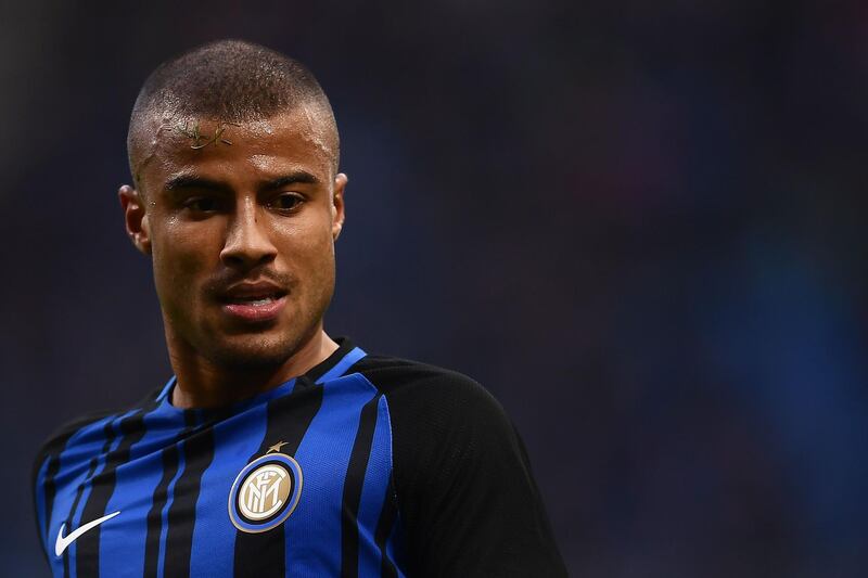 Inter Milan's Brazilian midfielder Rafinha Alcantara looks on during the Italian Serie A football match Inter Milan Vs Bologna on February 11, 2018 at the 'San Siro Stadium' in Milan.  / AFP PHOTO / MARCO BERTORELLO