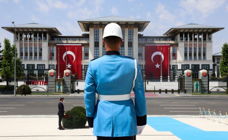 A soldier stands guard in front of the President Complex on July 15, 2020, during the July 15 Democracy and National Unity Day's events held to mark the fourth anniversary of the failed coup. AFP