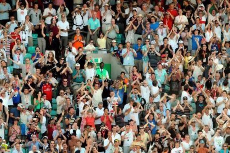 England fans will be in huge numbers as their side take on Australia for The Ashes title. Anthony Devlin / PA