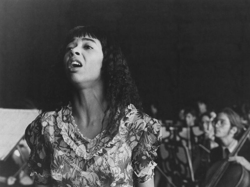 Coco Hernandez (Irene Cara) performs at a graduation ceremony in a scene from 'Fame', directed by Alan Parker, 1980. (Photo by United Artists/Archive Photos/Getty Images)
