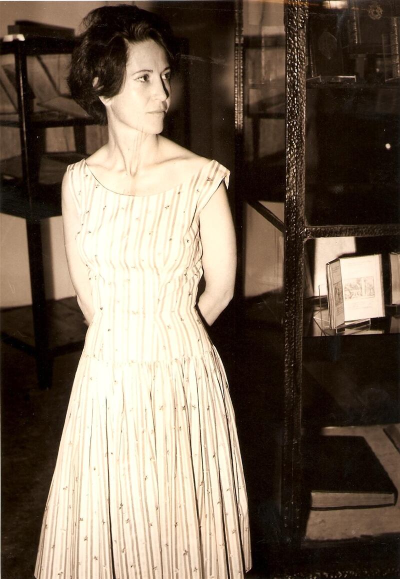 Lady Cochrane at the opening of the exhibition Manuscripts Precieux et Livres Rares at the Sursock Museum, 1962. Sursock Museum archive