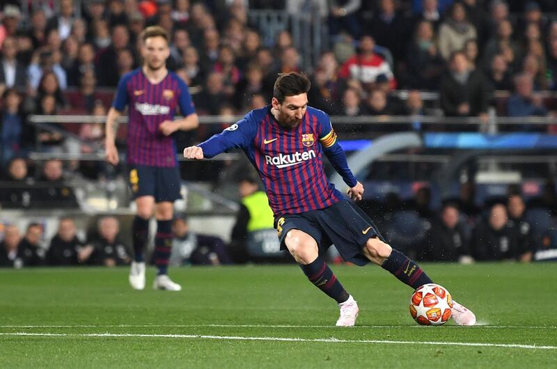 BARCELONA, SPAIN - APRIL 16: Lionel Messi of Barcelona scores his team's first goal during the UEFA Champions League Quarter Final second leg match between FC Barcelona and Manchester United at Camp Nou on April 16, 2019 in Barcelona, Spain. (Photo by Michael Regan/Getty Images)