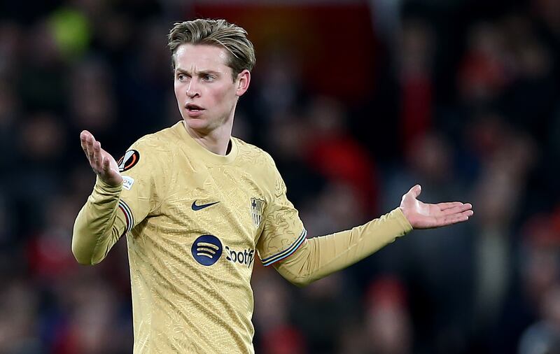 Frenkie De Jong 7: Long-term United transfer target was immense in first-half when he gave masterclass in box-to-box midfield work. But caught napping just after break allowing Fred to ghost in behind him and level the scores. EPA