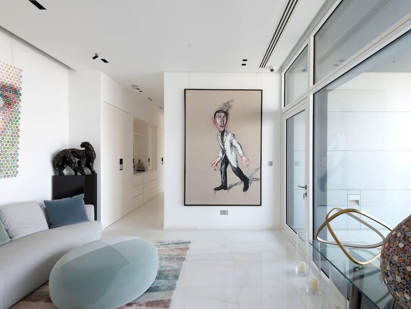 Interior designer Sam Farhang created the contemporary space. Courtesy Luxhabitat Sotheby's International Realty