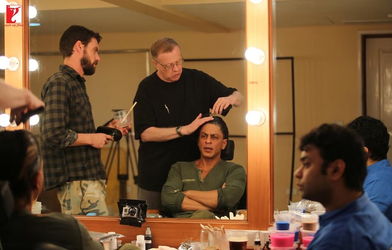 A handout photo of showing Shah Rukh Khan with Director Maneesh Sharma and makeup artist, Greg Cannom on the set of "Fan" (Courtesy: Yash Raj Films)