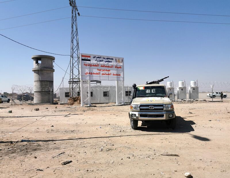A view of the Iraqi-Syrian borders at Al Qaim Al Abu Kamal border crossing, after being reopened for travelers and trade in Anbar province, in Qaim, Iraq September 30, 2019. REUTERS/Thaier Al-Sudani