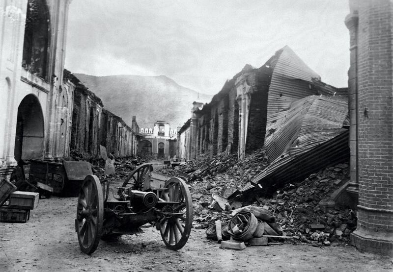 One of the first pictures to come from Kabul after its capture by Nadir Khan showing the destruction caused by the fighting. (Photo by Â© Hulton-Deutsch Collection/CORBIS/Corbis via Getty Images)