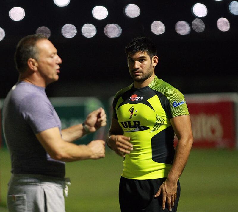 Paul Beard, right, arrived at Hurricanes from Doha in the summer, and will help add punch to the flowing, attacking style new coach Russ Huxtable wants to play. Satish Kumar / The National 

