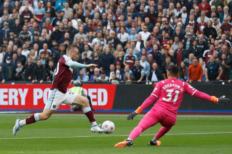 MANCHESTER CITY RATINGS: Ederson – 5 Not the most comfortable display from the Brazilian goalkeeper, with Bowen beating him twice. 

AFP