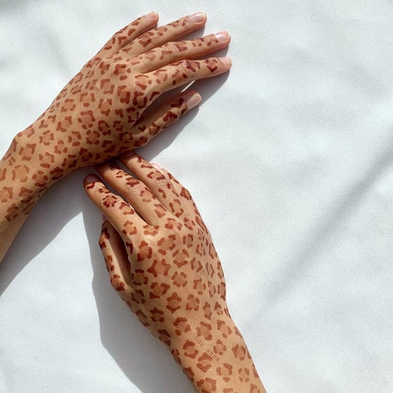 One of Azra's more daring henna designs. Dr Azra / Instagram