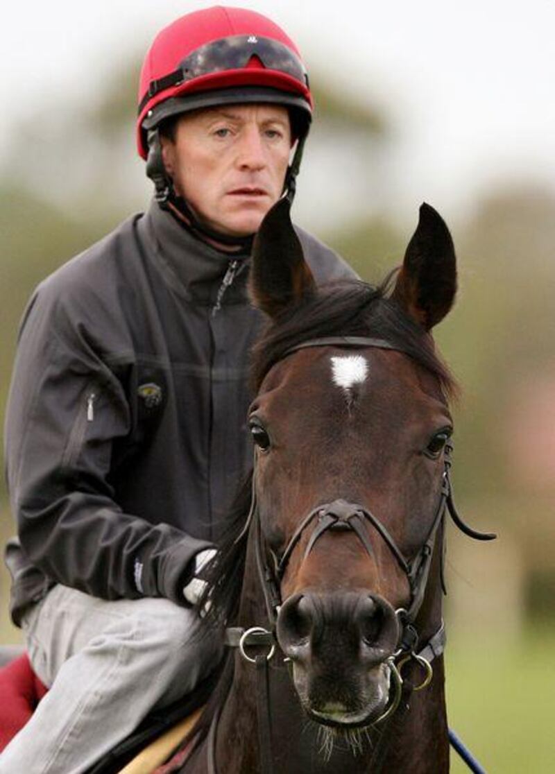 Kieren Fallon, who has been banned from horse racing for the past 18 months for doping, will return to the track on Friday night.