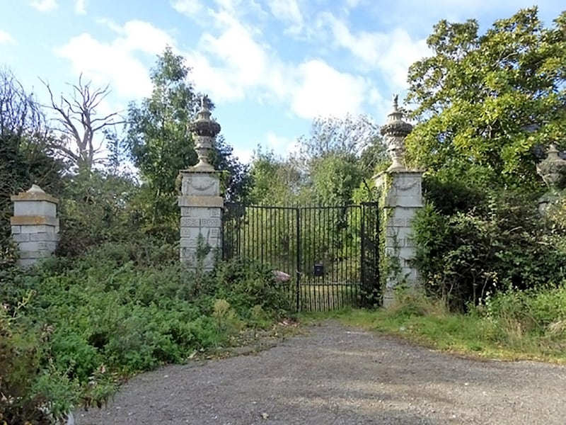 The gates of Stanwell Place in 2017. 