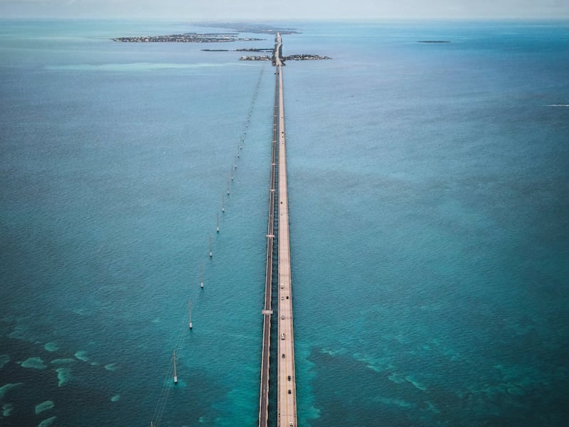 A bridge over turquoise waters, the Seven Mile crossing takes drivers from the US mainland to the Florida Keys. Unsplash