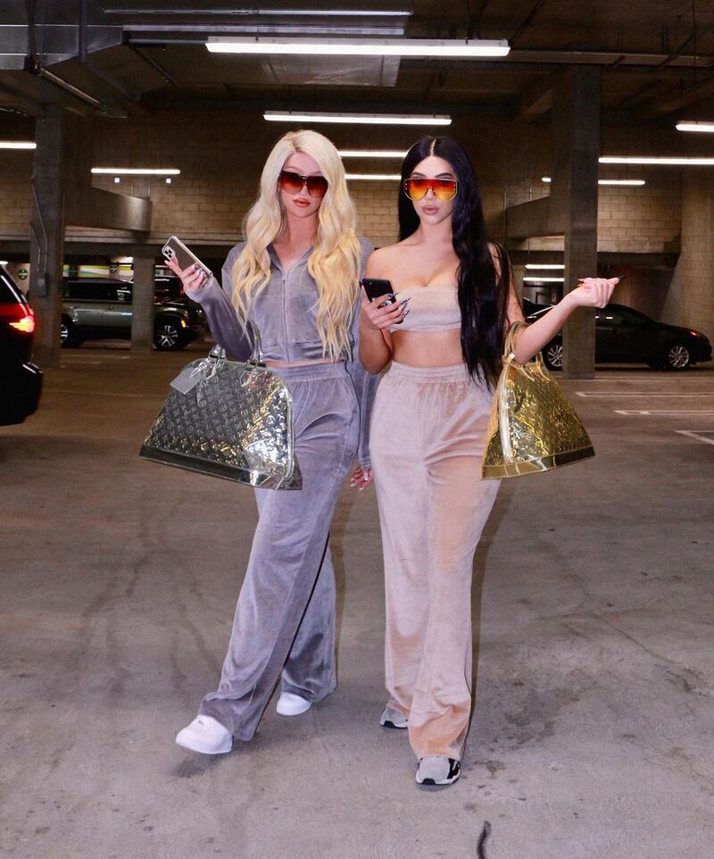 Gigi Gorgeous and Luna Mar mimicked Paris Hilton and Kim Kardashian